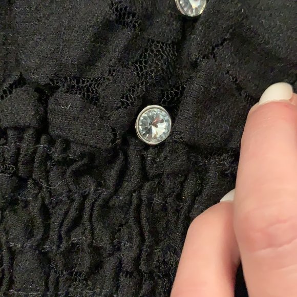 Black large Scale Lace, Top Layer, Elastic waisted peplum jewel buttons - Picture 3 of 7